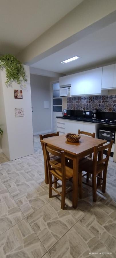 Residencial Bernardo, Meia Quadra Do Trapiche Флоріанополіс Екстер'єр фото